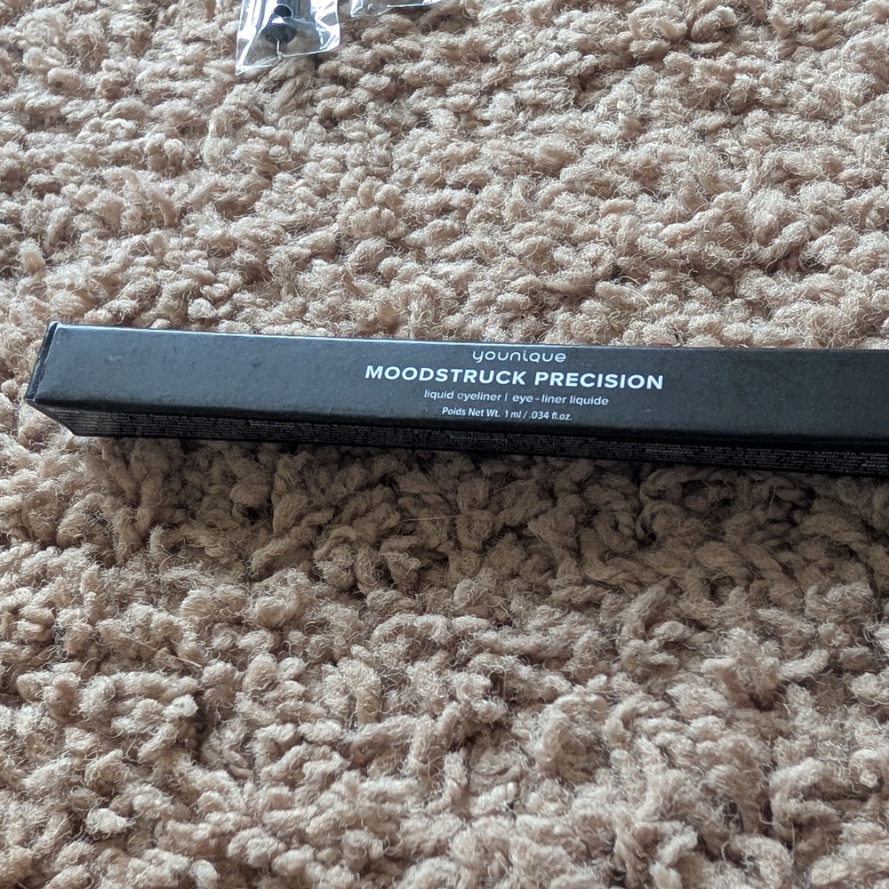 Younique Moodstruck Precision Liquid Eyeliner In Perfect Black